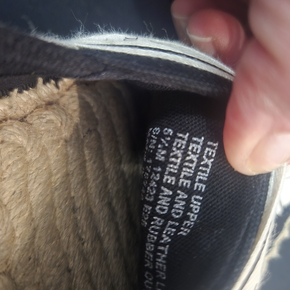 Tory Burch Black Espadrille Flats with Branded Ribbon Used 5 1/2 - Picture 5 of 8